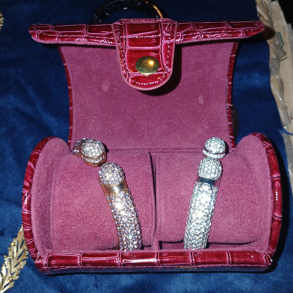 Joan Boyce Fashion bracelets